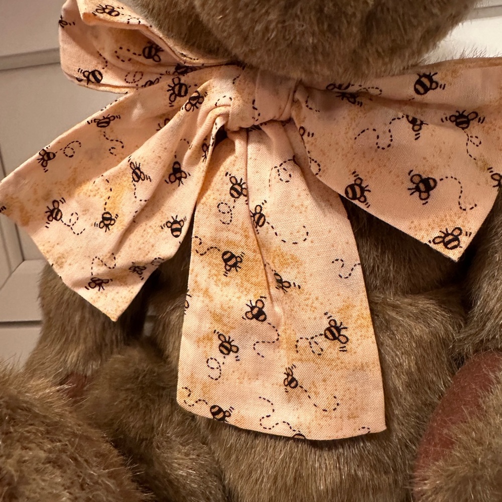 NWT, Boyds Bears Bumbley B Bear, HB’s Heirloom Series - Picture 4 of 6